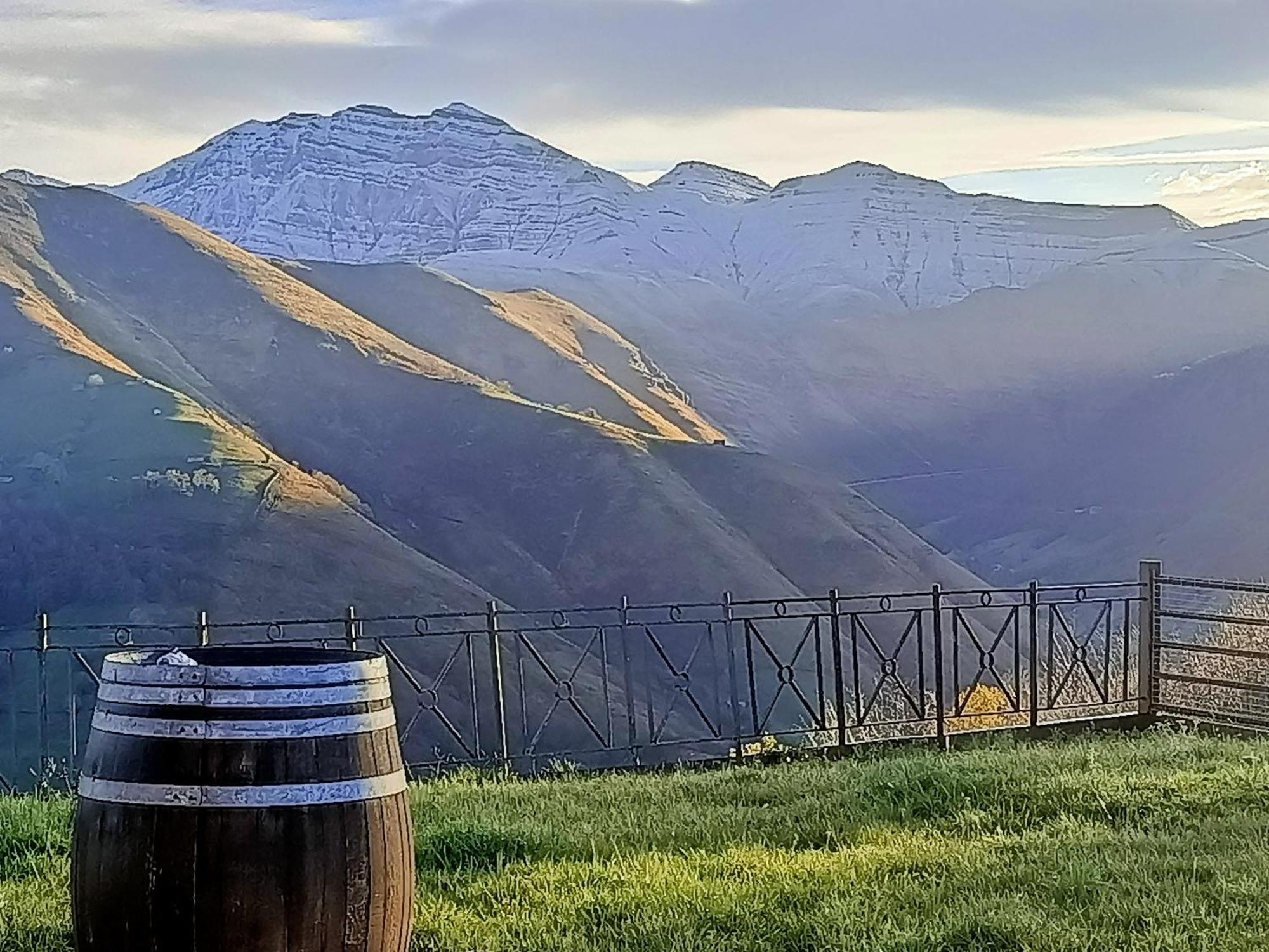 La Cabana Mirador De Los Valles Pasiegos Vega de Pas Ngoại thất bức ảnh